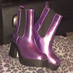 SHINY PURPLE SZ6 💜 MADDEN GIRL BOOTIES